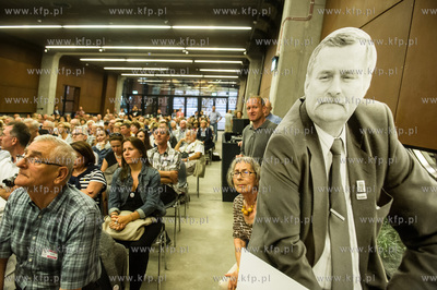 Gdansk. Europejskie Centrum Solidarnosci. Spotkanie...