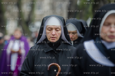Gdańsk. Cmentarz św. Jadwigi w Nowym Porcie. Dzień...
