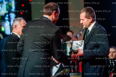 Gdańsk. Centrum konferencyjno-wystawiennicze Amber...