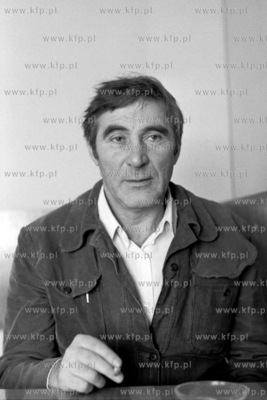 Zenon Peter, szkoleniowiec hokejowej druzyny Stoczniowca....