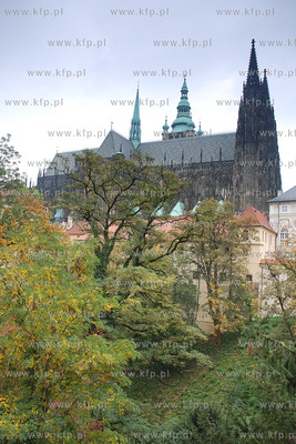 Praga (Czechy). Kompleks  Zamkowo - Palacowy z Katedra...