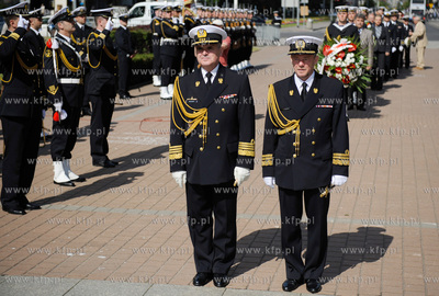 Gdynia. Swieto Marynarki Wojennej. Uroczystosc zmiany...