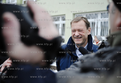 Sopot. Wybory prezydenta Sopotu II tura. Szkola podstawowa...