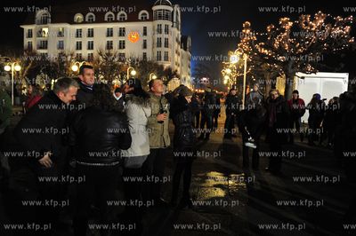 Pokaz fajerwerkow na sopockim molo z okazji nowego...