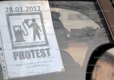 Kierowcy z Gdyni i okolic protestowali wspolnie przeciwko...