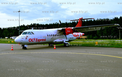 Plyta postojowa Portu Lotniczego im Lecha Walesy Gdansk...