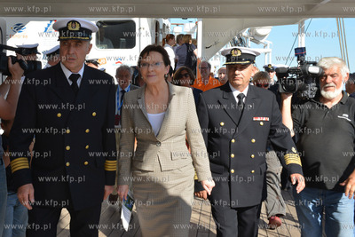 Ponad 90 kardiologów i kardiochirurgów z Polski wypłynęło...