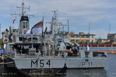 Gdynia. Miedzynarodowe manewry Baltops 2015 organizowane...