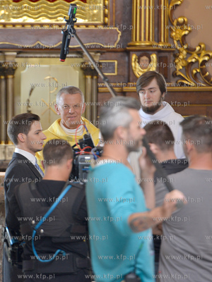 Zdjecia do nowego serialu "Az po sufit" z udzia?em...