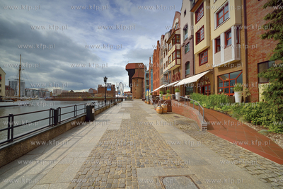 Gdansk. Rybackie Pobrzeze w oddali gdanski zuraw. 29.06.2015...