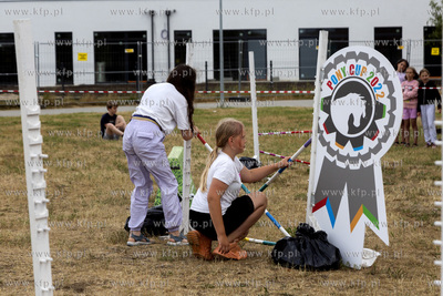 Zawody PONY CUP 2023 HOBBYHORSE przed Urzędem Gminy...
