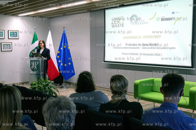 Konferencja „W drodze do Zero Waste. Selektywna zbiórka...