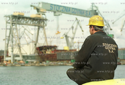 Stocznia Gdynia.26.06.2002fot. Wojtek Jakubowski...