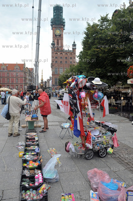 Handel na Dlugim Targu w Gdansku.
24.08.2011
Fot....