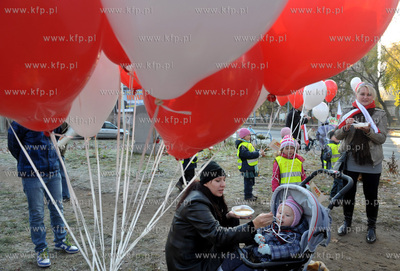 Dzielnicowe obchody Dnia Niepodleglosci w Gdansku Siedlcach...