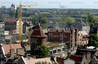 Gdansk.Widok z wiezy kosciola sw. Jana w kierunku Targu...
