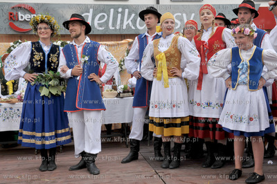 Chmielno. Kaszuby. Inscenizacja wesela kaszubskiego...