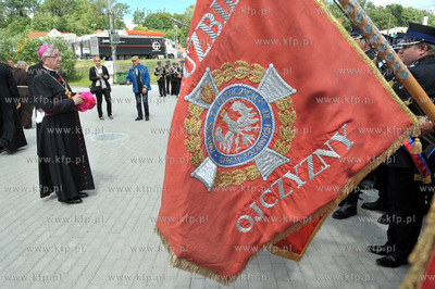 Otwarcie nowej remizy, strażnicy Ochotniczej Straży...