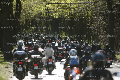 Parada motocykli - City Run. W paradzie, wedlug organizatorow,...