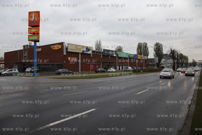 Gdansk. Delikatesy Piotr i Pawel przy ul Grunwaldzkiej.
15.11.2011
fot....