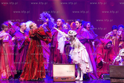 Włoska noc. Gala Sylwestrowo-noworoczna. Nz. chór.
31.12.2016
fot....