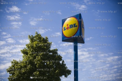 Dyskont spożywczy Lidl przy ul. Grunwaldzkiej w Gdańsku.
09.05.2018
fot....