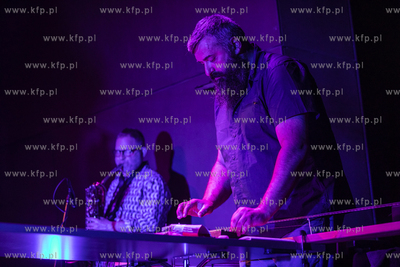 Festiwal Świat Mało Znany. Koncert zespołu Caritas...