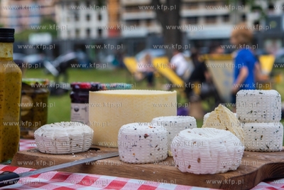 Gdańsk, Stary Maneż, Targ śniadaniowy. 13.07.2019...