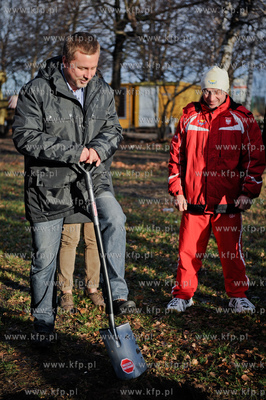 Sopot. Symboliczne wbicie lopaty i rozpoczecie rozbudowy...