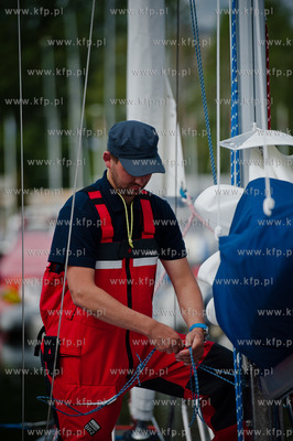 Gdynia. Port Jachtowy. Basen Zaruskiego. Zeglarz Maciej...