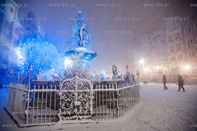 Gdansk. Dlugi Targ. Niespodziewana, nagla zmiana pogody,...