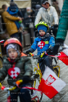 Sopot. Parada zabytkowych wozów strażackich i zabytkowych...