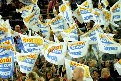 Mecz rundy play - off Euroligi pomiedzy zespolami LOTOSPKO...