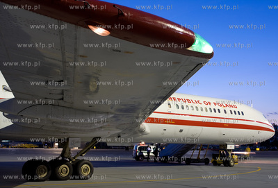 Gdansk, Rebiechowo. Nz. Tupolev Tu-154M 36 Specjalnego...