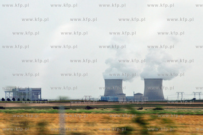 Elektrownia jadrowa w miejscowosci w Saint Laurent...