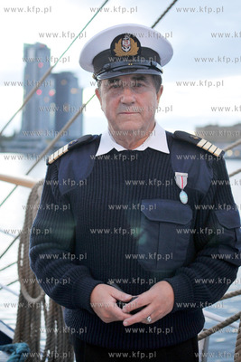 Andrzej Mendygral - kapitan zaglowca STS Fryderyk Chopin...