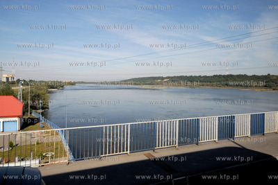Zapora wodna we Wloclawku. Na prawym brzegu Wisly,...