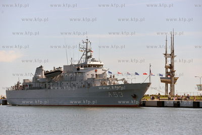Gdynia. Miedzynarodowe manewry Baltops 2015 organizowane...