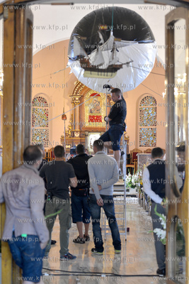 Zdjecia do nowego serialu "Az po sufit" z udzia?em...