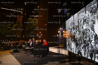 Gdańsk. ECS. Premiera książki  Katarzyny Żelazek...