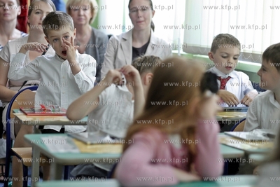 Gdansk. Szkola podstawowa nr 50. Zakonczenie roku szkolanego...
