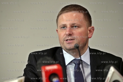 Gdansk. Konferencja prasowa prezesa Amber Gold Marcina...