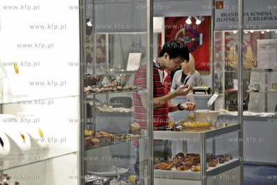 Amber Expo. Targi bursztunu Ambermart.06.09.2012fot....