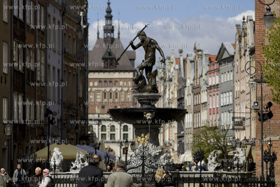 Gdańsk. Ul. Długi Targ. Uruchomienie fontanny Neptuna.
29.04.2015
fot....