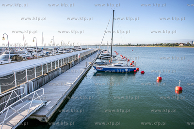 Pomost przy ostrodze sopockiego molo.
02.08.2022
fot....