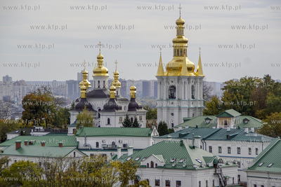 Kijów. Ławra Peczerska jest siedzibą ukraińskiego...