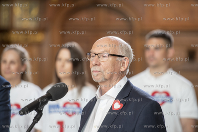 Dwór Artusa. Konferencja prasowa Ministra Spraw Zagranicznych...