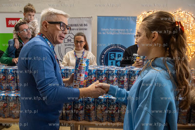 Sztab WOŚP w ZSP nr 8 w Gdańsku Chełmie ul. Dragana...