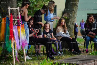 Gdynia, ul. Widna. Lato zaczyna się na Witominie!....