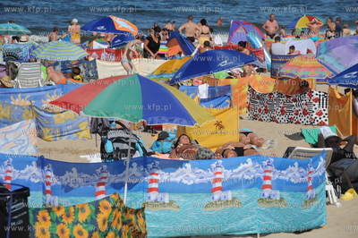 Plaza, Wladyslawowo. Sezon w pelni 08.08.2009 fot....